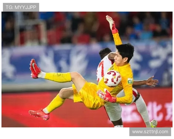 武汉三镇正式签约30岁委内瑞拉前锋洪德尔卡迪斯身高1米9助力球队新赛季